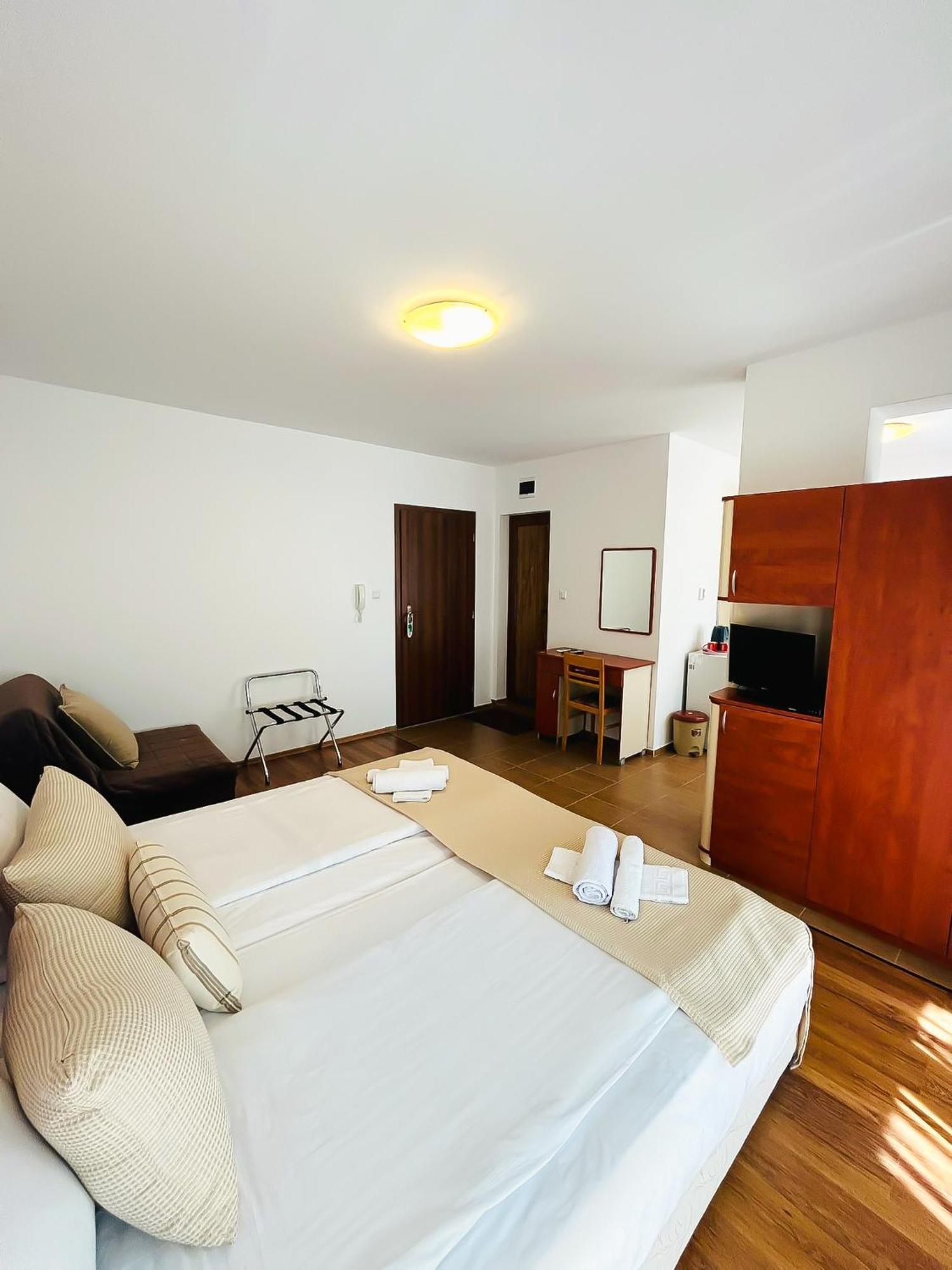 Family Hotel Helios Sunny Beach Buitenkant foto