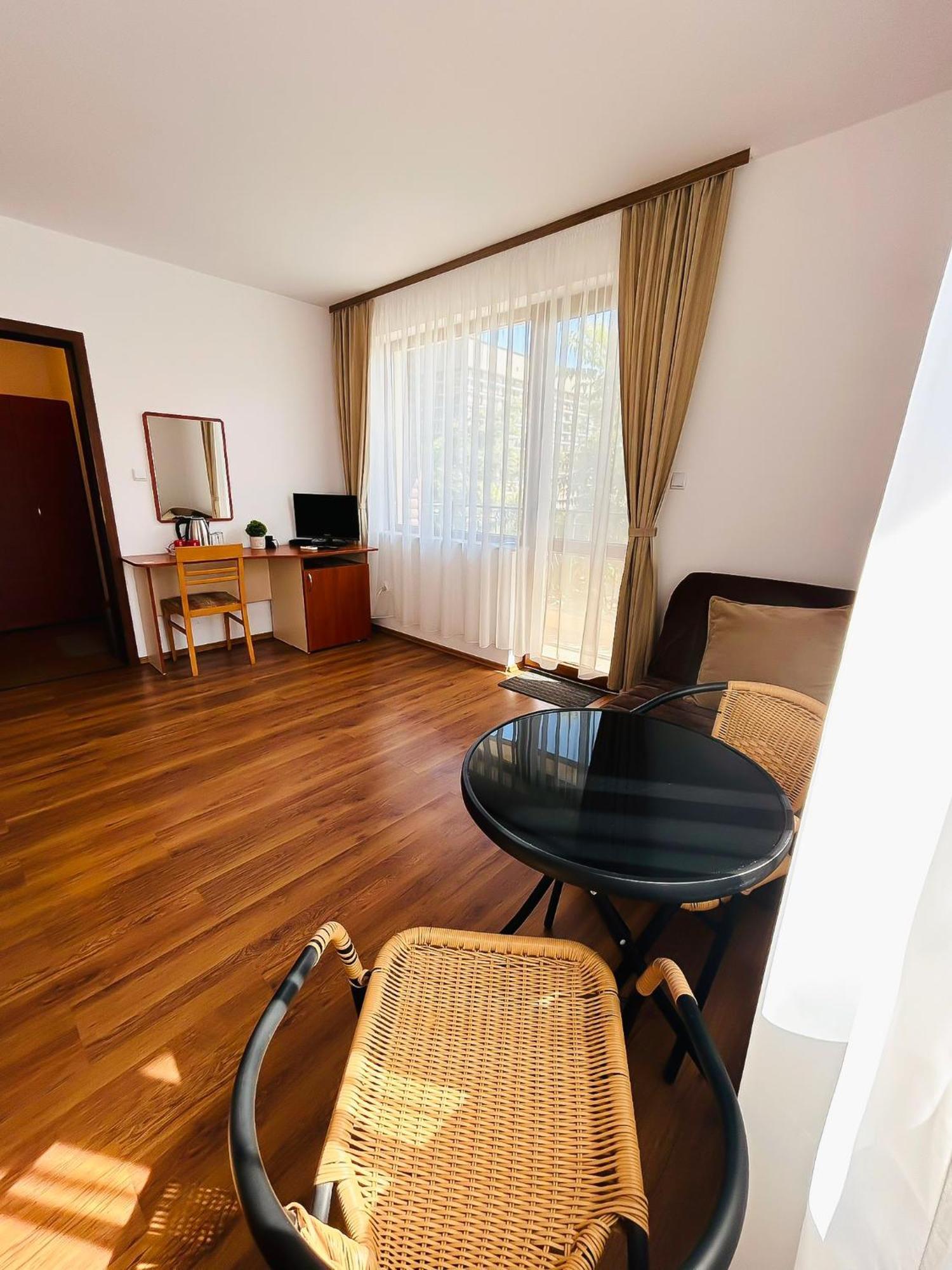 Family Hotel Helios Sunny Beach Buitenkant foto